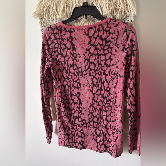 ATM Womens Pink Leopard Camo Watermark Tee Pullover Distressed Long Sleeve Top - Picture 6 of 7